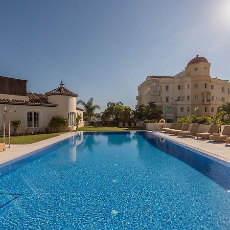 Las Dunas Suites & Apartments Estepona Kültér fotó
