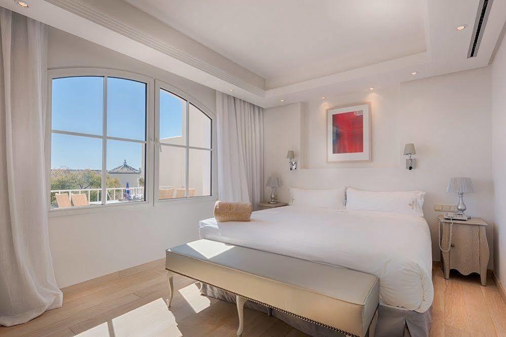 Las Dunas Suites & Apartments Estepona Kültér fotó