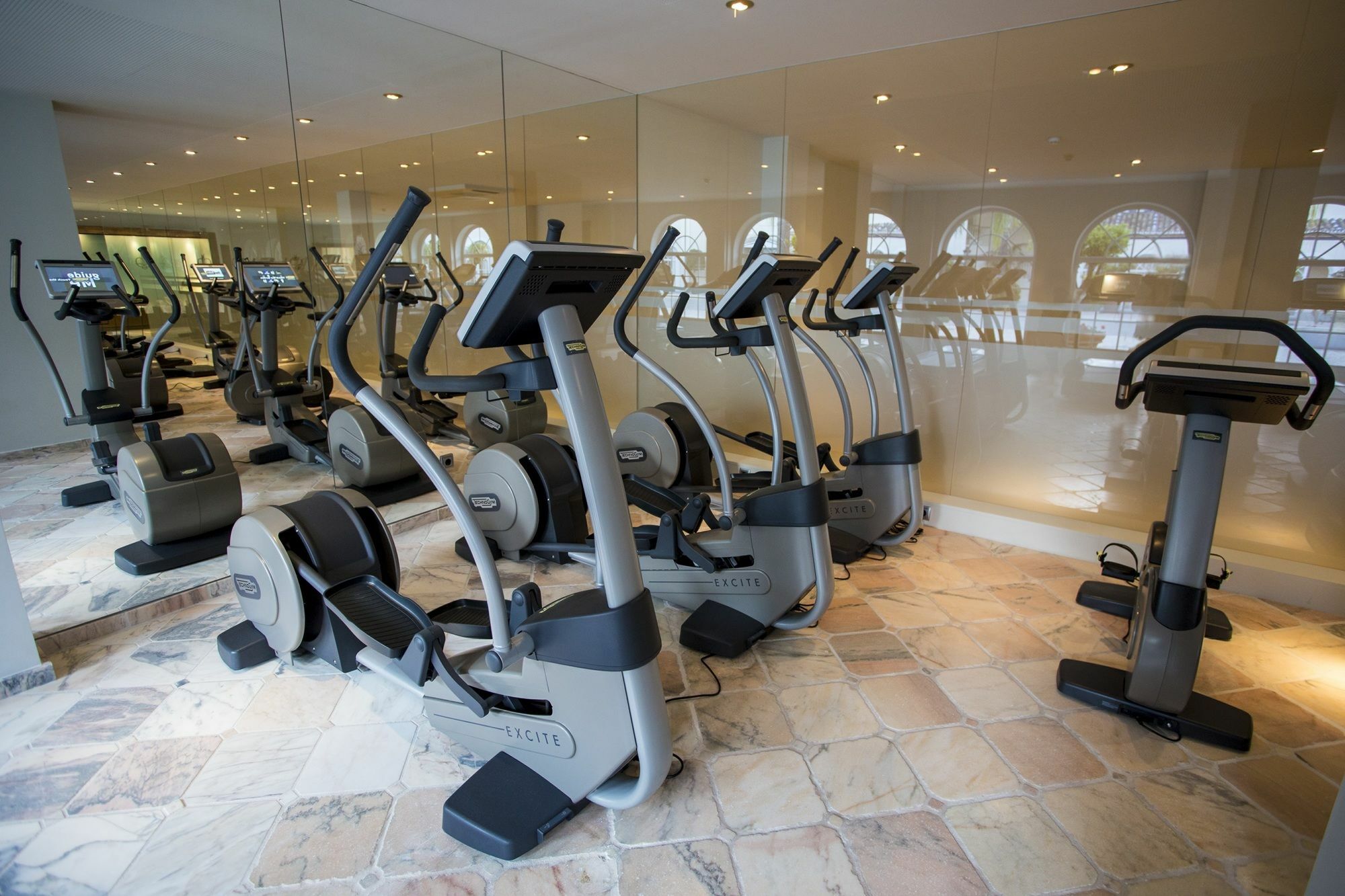 Las Dunas Suites & Apartments Estepona Kültér fotó